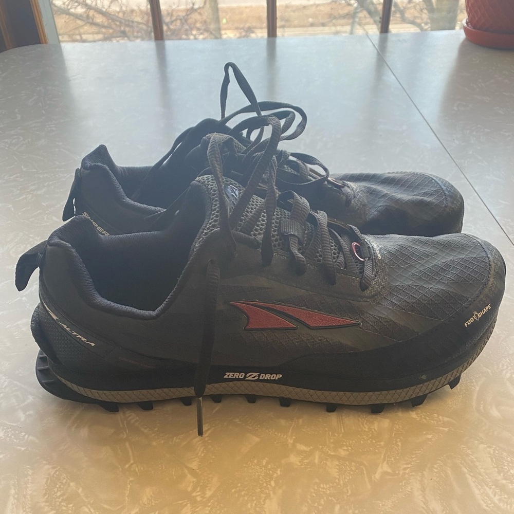 Altra Superior 3.5 Trail shoe